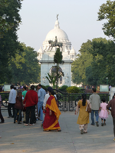 Entrance to Victoria Monument.