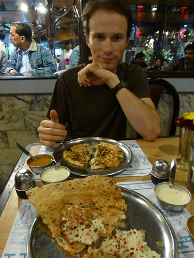 Vegetable dosa (pancake with veggies)