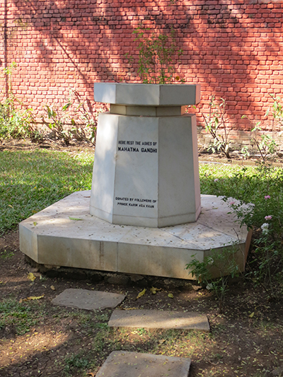 Both Ghandi's wife and secretary died during the two years they were at this palace. Their remains are kept in the back garden at the palace.