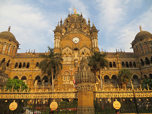Another one of the victoria station. it was big and beautiful.