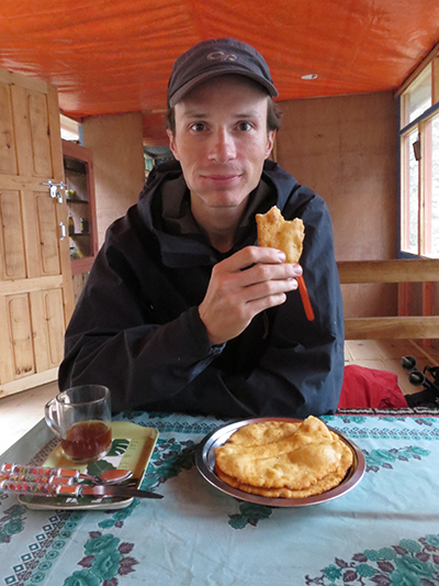 The Tibetan bread on the annapurna trek is different from the langtang trek. Here they make fried dough. Very yummy.